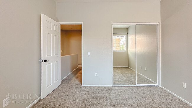 Building Photo - 476 Scatterwood Ln