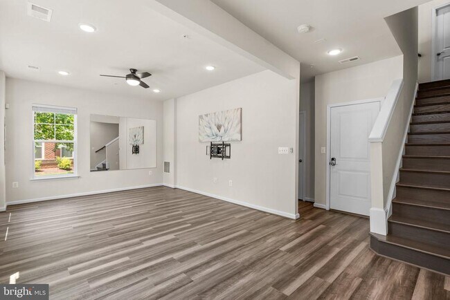 Building Photo - 20318 Peacemaker Dr