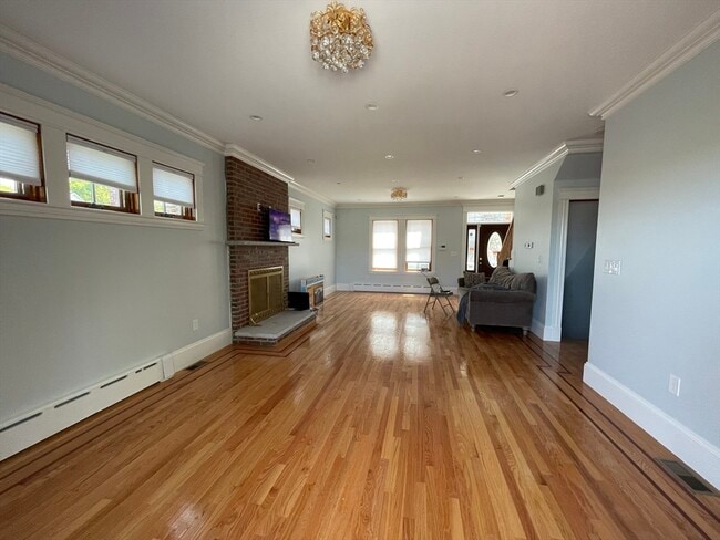 Building Photo - 46 Gerrish St