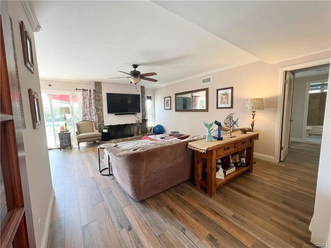 Building Photo - 24202 Las Naranjas Dr