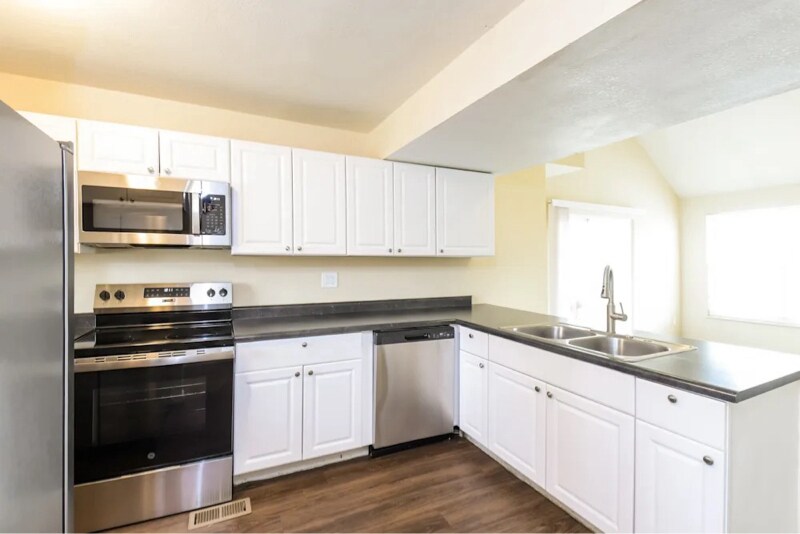 Building Photo - 4381 Kirk Ct