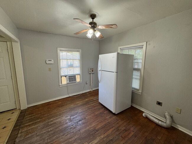 Building Photo - 3624 N 23rd St