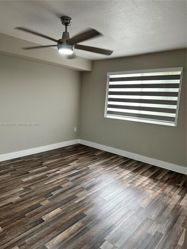 Building Photo - 15440 SW 284th St