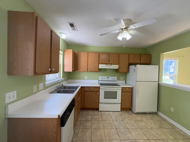 Building Photo - 1992 W Brandymill Ln