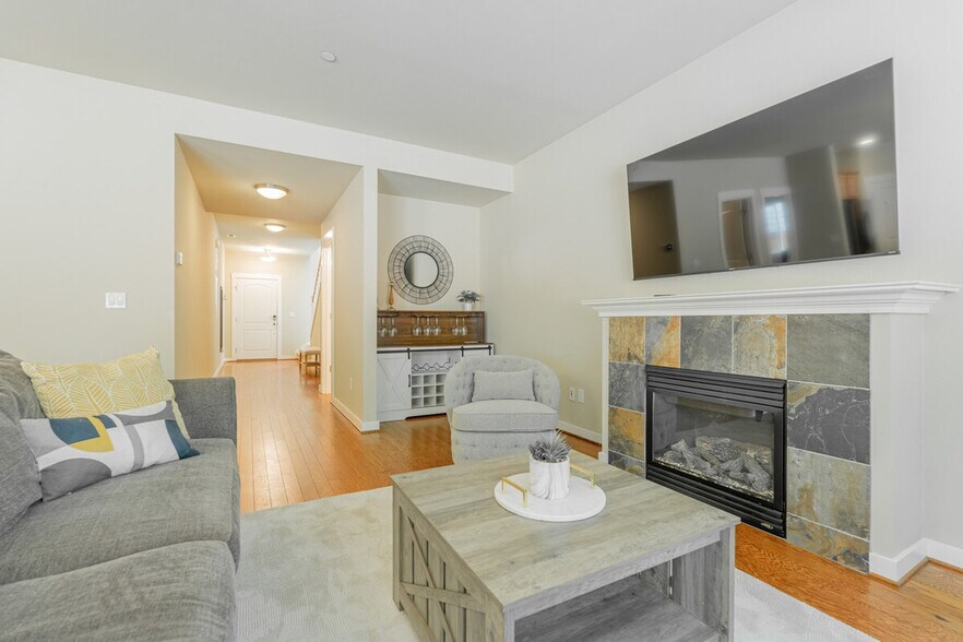 Building Photo - 16009 SE 164th Pl