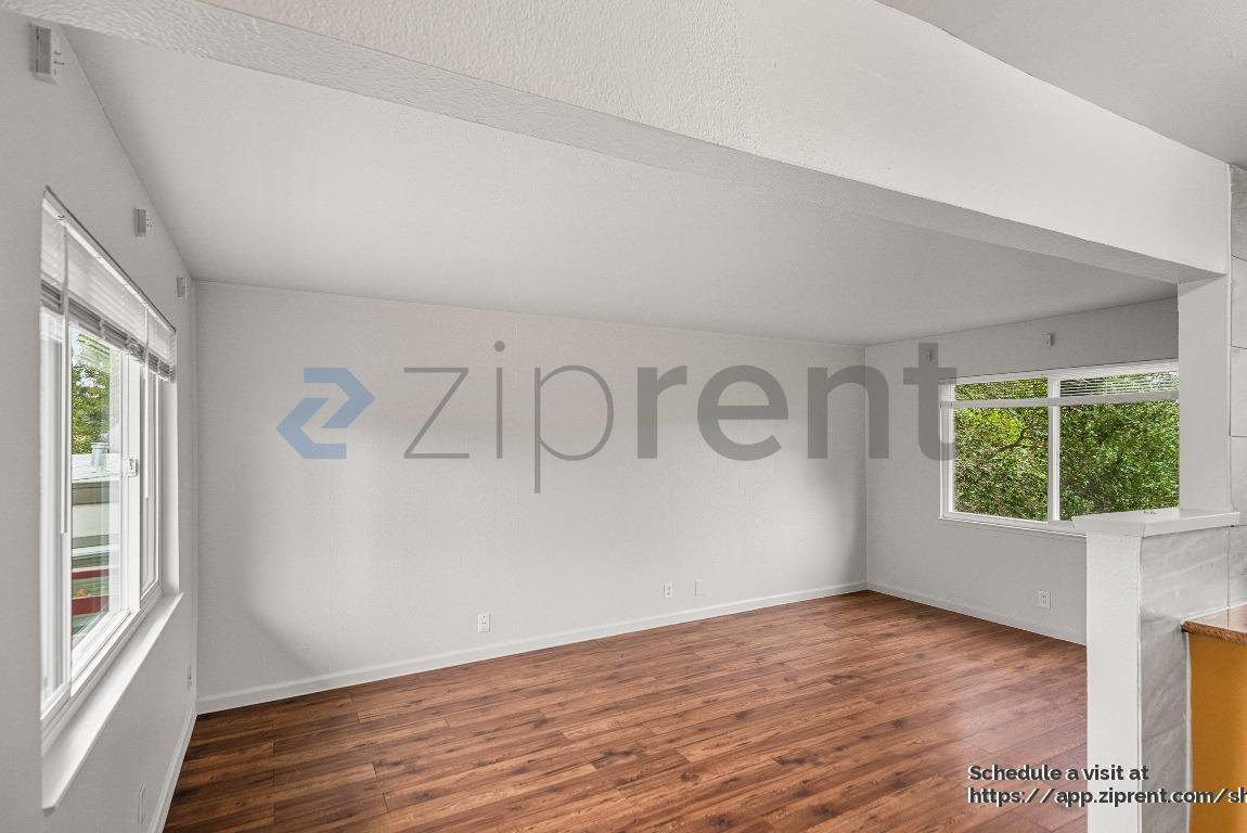 Building Photo - 1168 Tiegen Dr