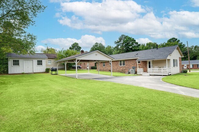 Building Photo - 2508 Canal Dr NW