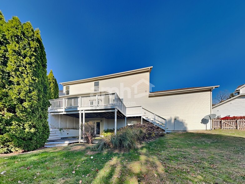 Building Photo - 11795 Langham Crescent Ct