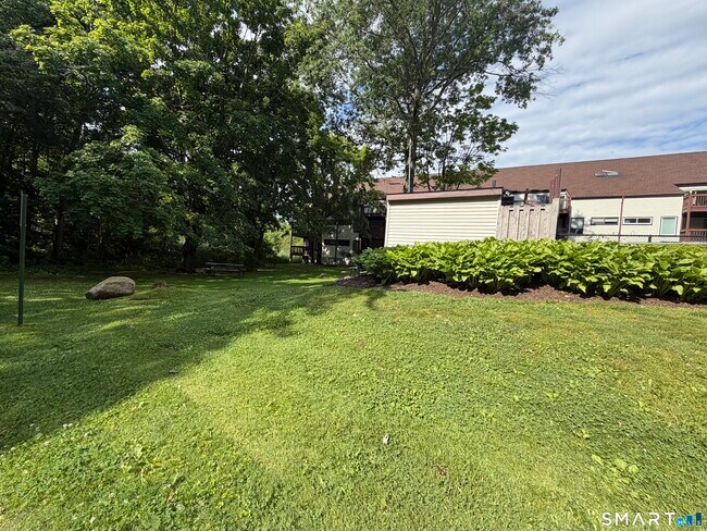 Building Photo - 3699 Broadbridge Ave