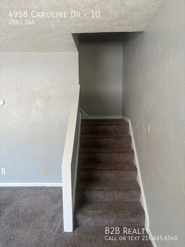 Building Photo - 4958 Caroline Dr