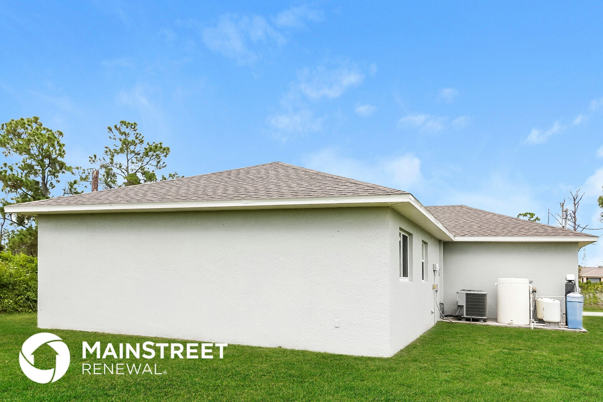 Building Photo - 1018 Garnet Ave