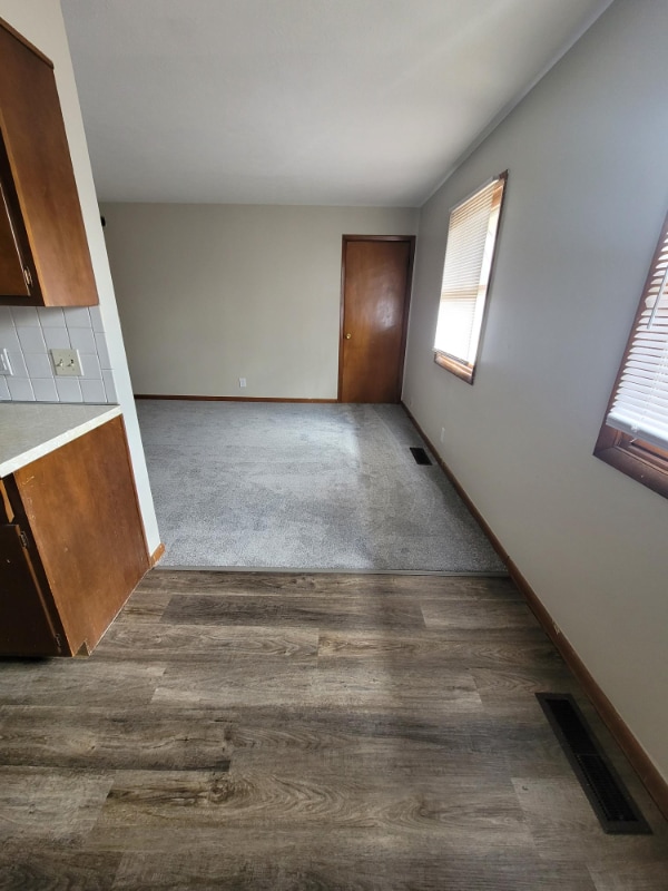 Building Photo - 319 Pershing Ave NE