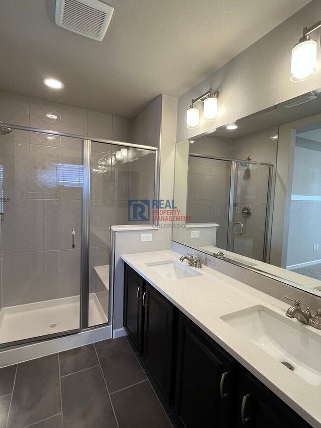Building Photo - 14852 E Poundstone Dr