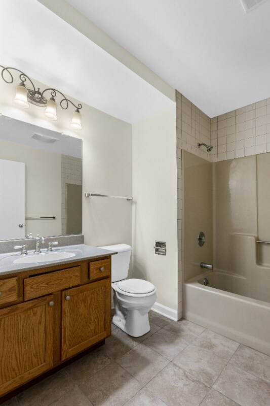 Building Photo - 4 Horizon View Dr W
