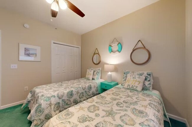 Building Photo - 616 River Oaks Dr