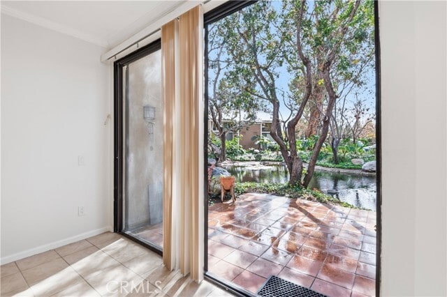 Building Photo - 252 Pineview