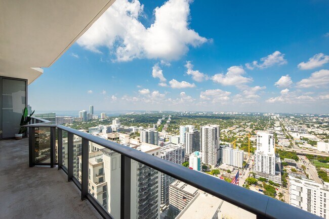 Building Photo - Remarks:	Enjoy stunning Skyline and Bay views from the wraparound balcony of this furnished 2-bed...