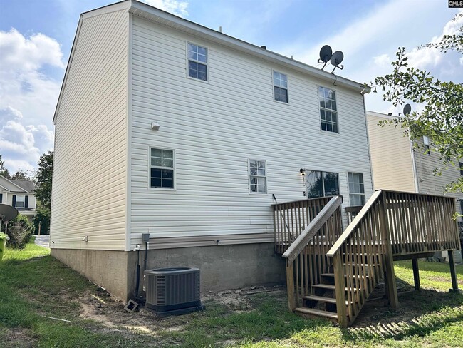Building Photo - 122 Curvewood Rd