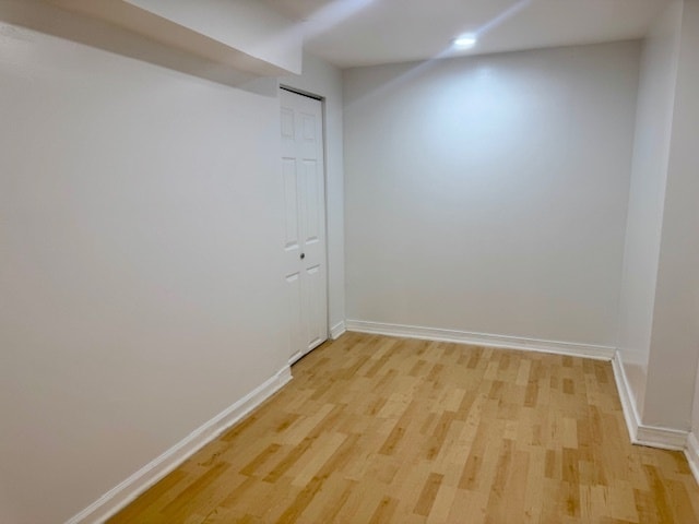 Building Photo - 5618 N Artesian Ave