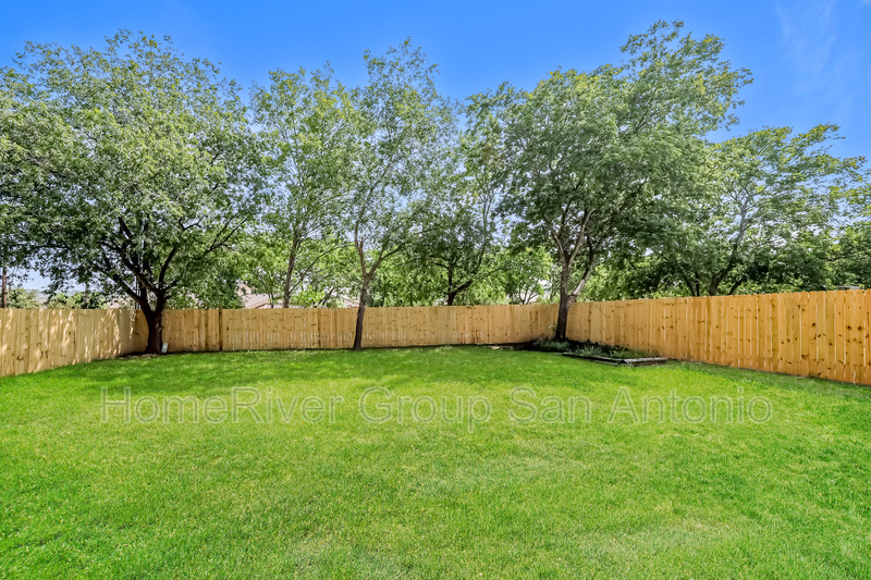 Building Photo - 8714 Ridge Mile Dr