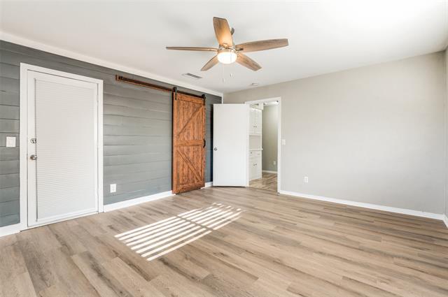 Building Photo - 2720 Grandview Dr