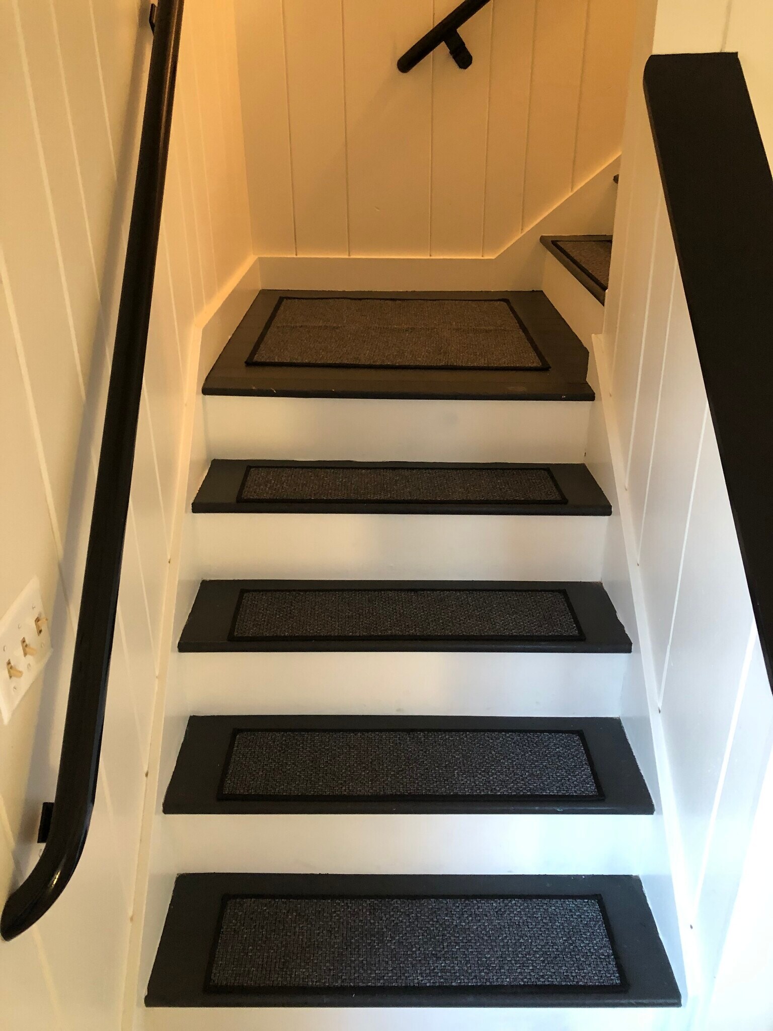 Building Photo - 208 S Main St.