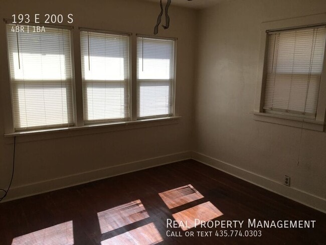 Building Photo - 193 E 200 S