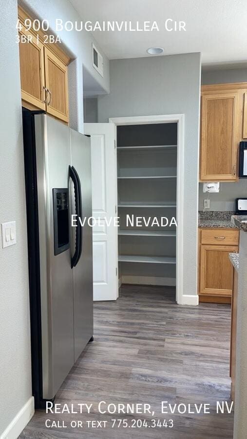 Building Photo - 4900 Bougainvillea Cir