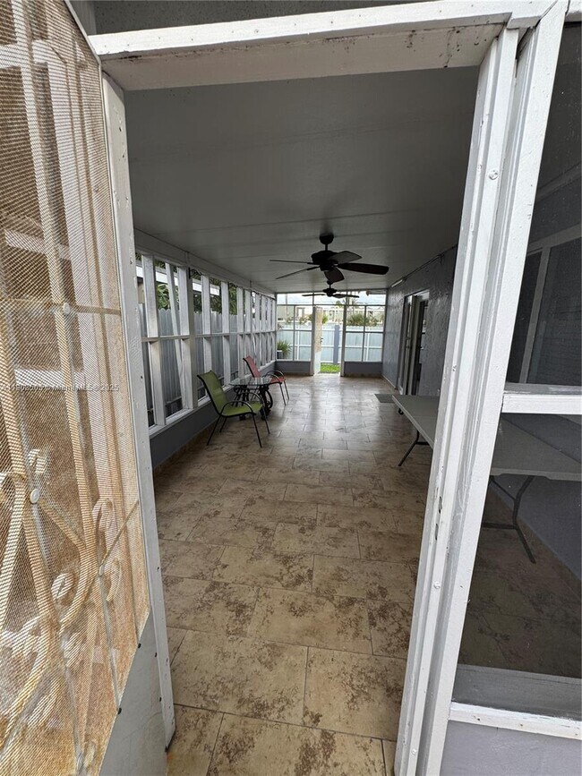 Building Photo - 8701 NW 109th Terrace