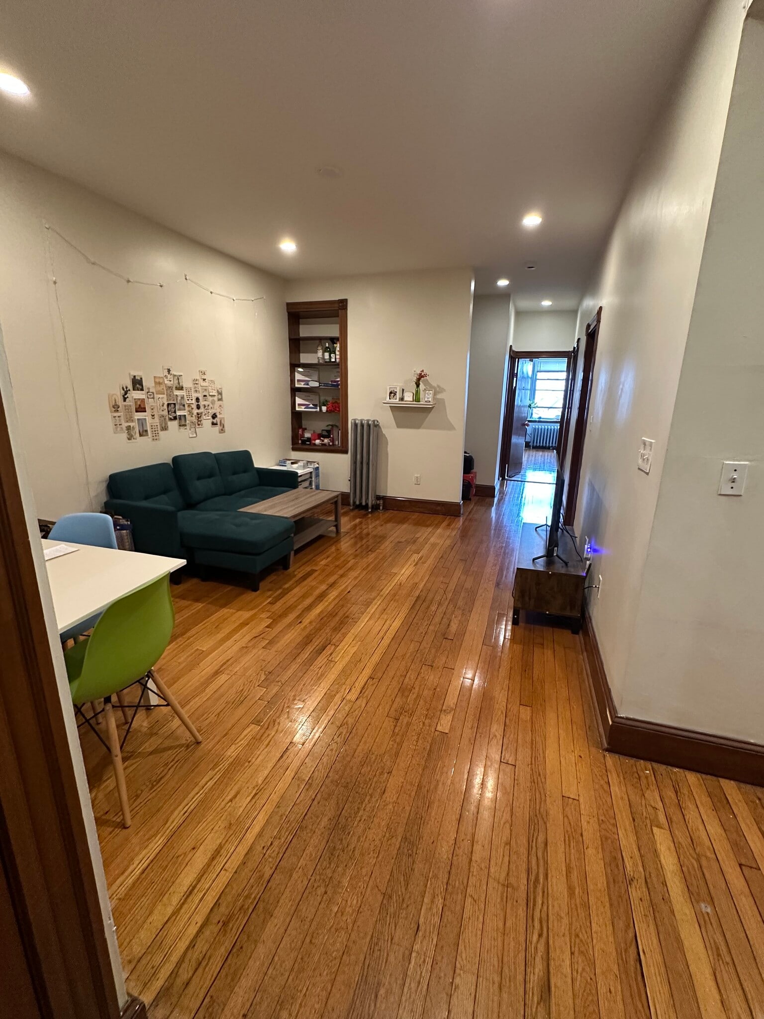 Building Photo - 52 Babcock St