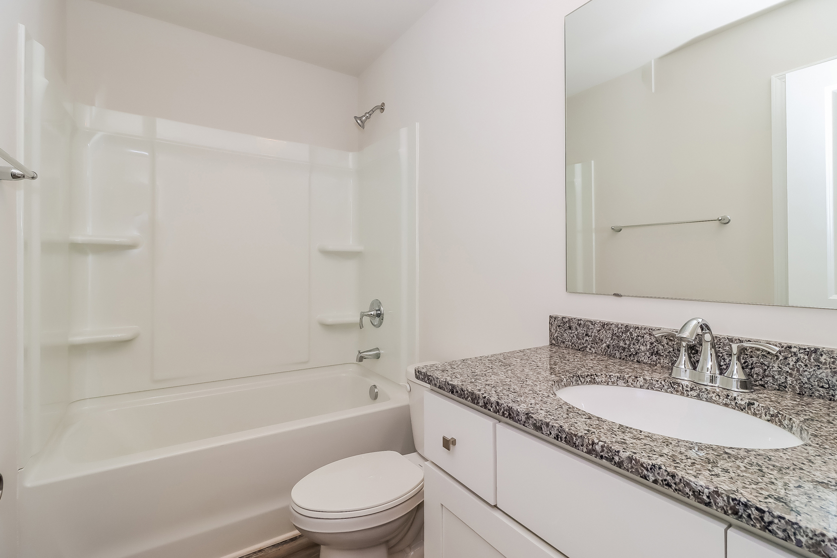 Building Photo - 104 Dogwood Village Trl