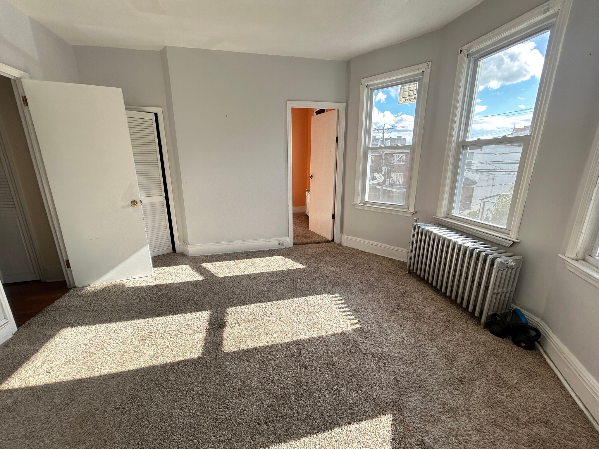 Building Photo - 318 71st St