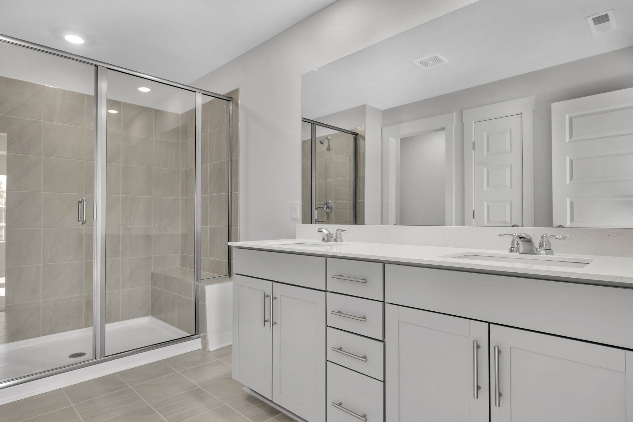 Building Photo - 361 Euclid Dr