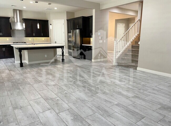 Building Photo - 4638 E Navigator Ln