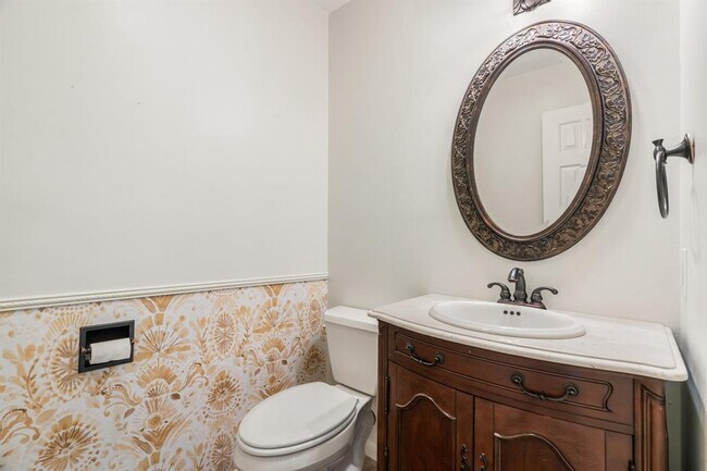 Building Photo - 3127 Lake Island Dr