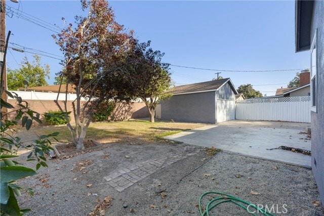 Building Photo - 353 Cres