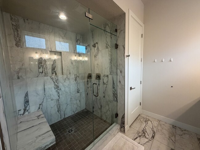 Building Photo - 5979 E Big Horn Pkwy