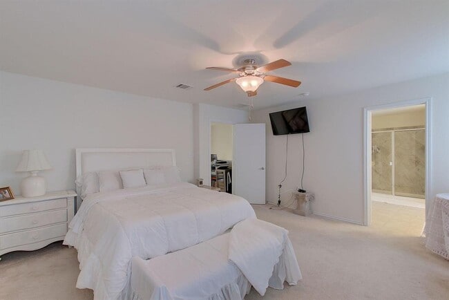 Building Photo - 6816 Sunderland Trail