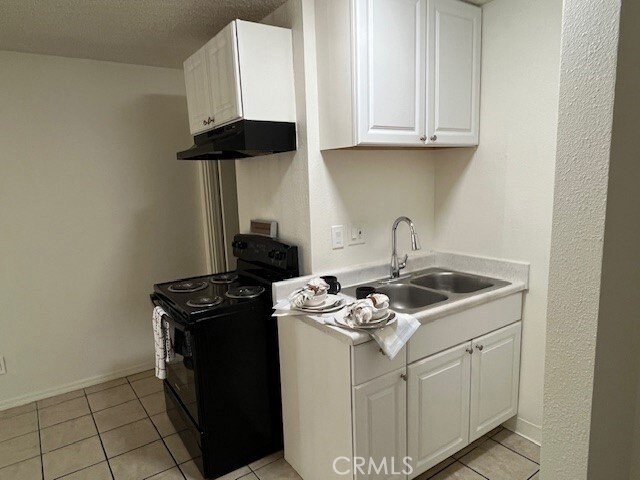 Building Photo - 686 E Cottonwood Rd