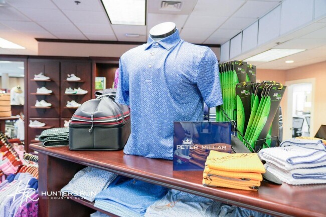 Building Photo - 18 Bristol Ln