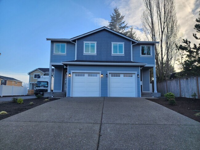 Primary Photo - 15603 View Dr Ct SE