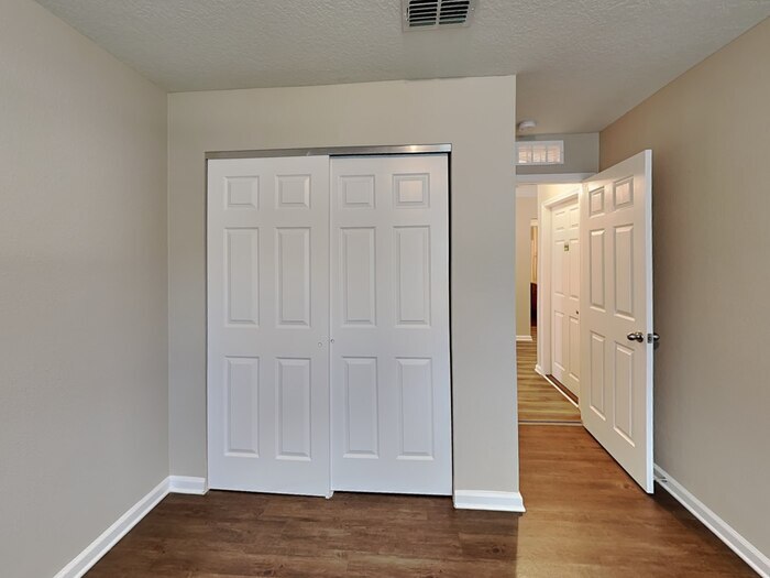 Building Photo - 7063 Camfield Landing Dr