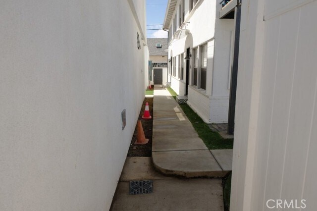 Building Photo - 728 Euclid St