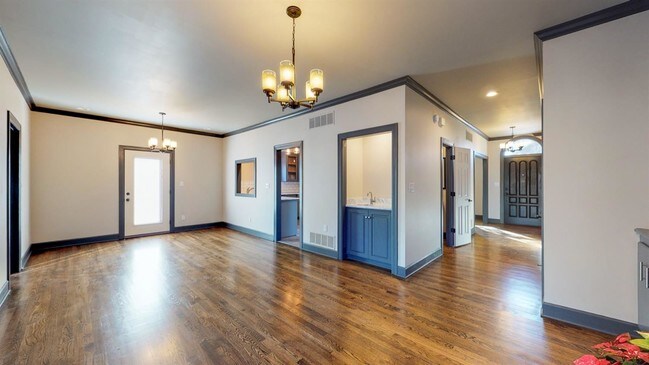 Building Photo - 311 Patchen Dr