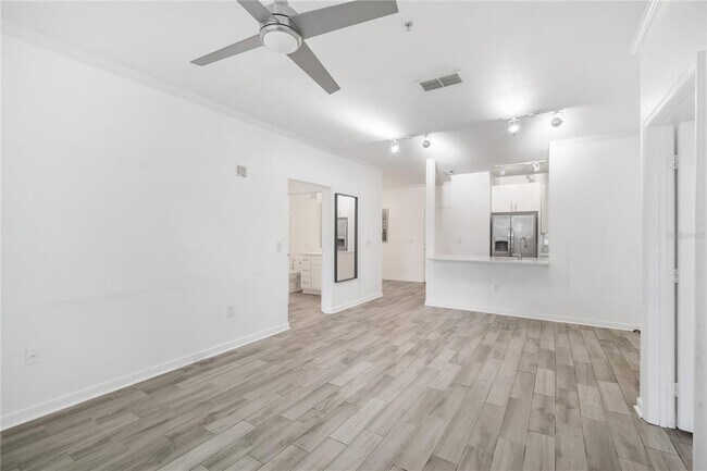 Building Photo - 4221 W Spruce St