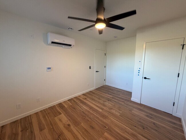 Building Photo - Beautiful Room for Rent in Newly Built Home