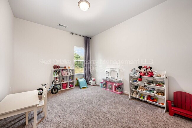 Building Photo - 9046 Evercrisp Ln