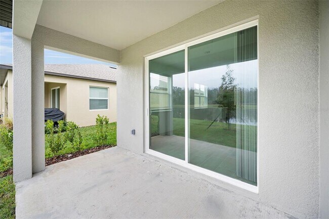 Building Photo - 18200 Pleasantview Blvd