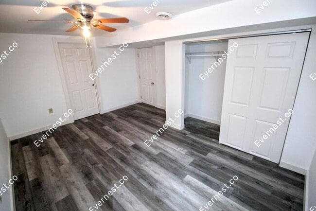 Building Photo - 1370 Timothy Ridge Dr