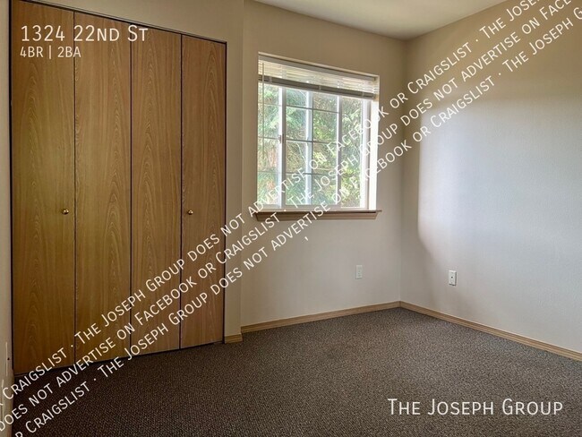 Building Photo - 1324 22nd St